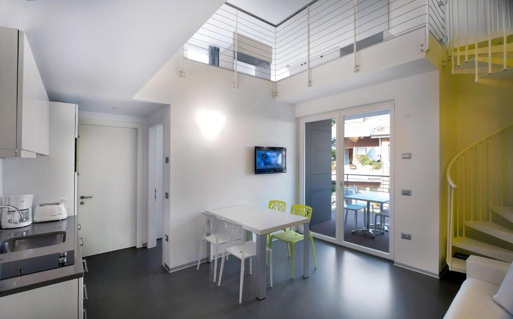 Gardabike Residence Torbole Sul Garda Szoba fotó